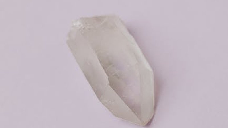 Clear Quartz Guide
