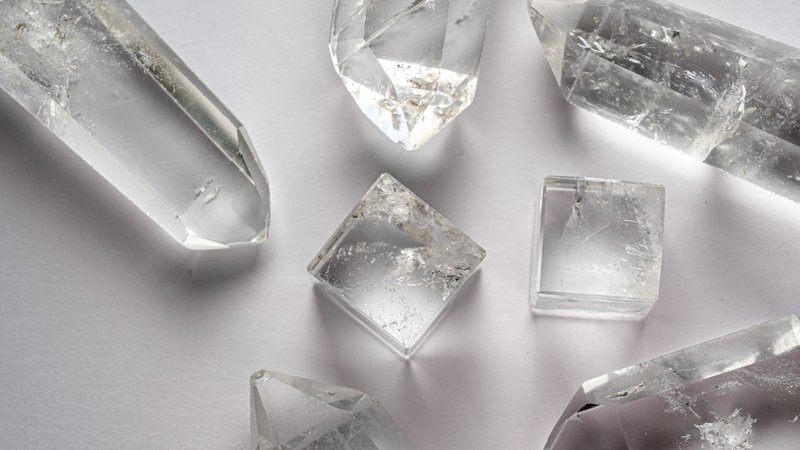 Clear Quartz Properties and Uses: The Complete Guide to the Master Healer Crystal