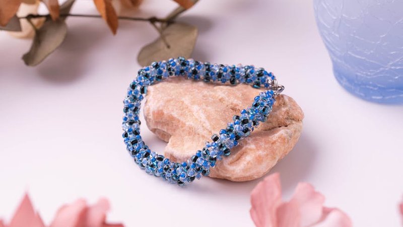 I Saw a Beaded Bracelet Online and Thought "No Way I Could Make That"