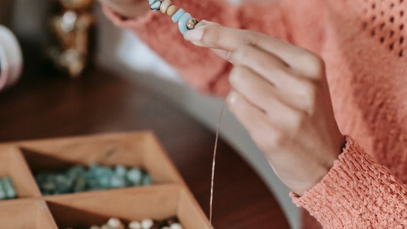 How to Start a Successful Etsy Jewelry Business: A Real Beginner's Guide