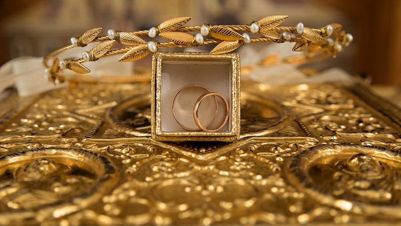How to Tell if Gold Is Real: 7 Tests You Can Do at Home