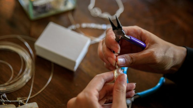Jewelry Making for Beginners: Everything You Need to Know