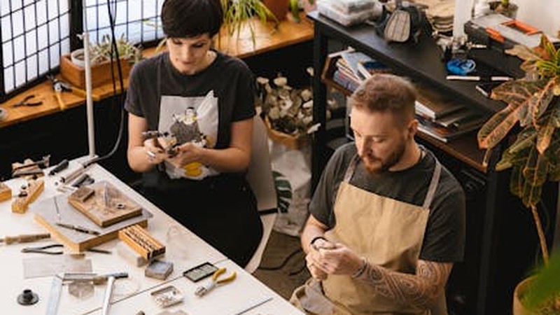 How to Start a Jewelry Business from Home