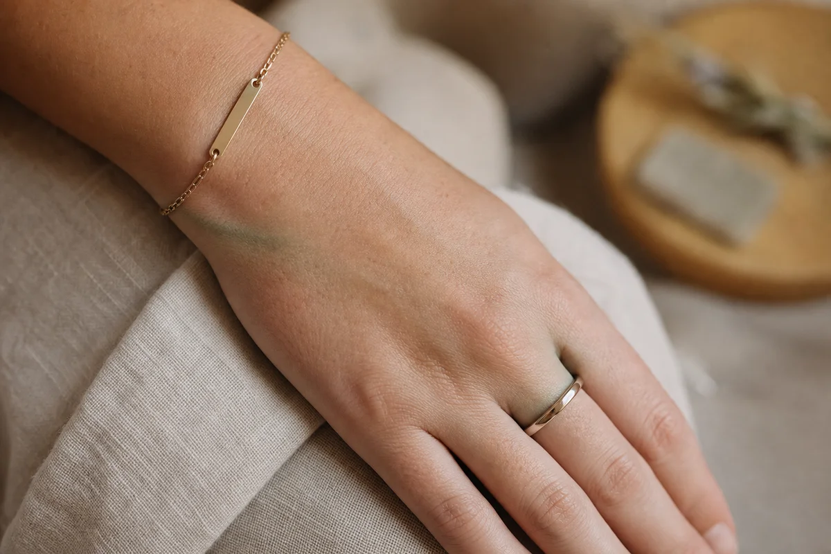 Why does my skin turn green from jewelry and