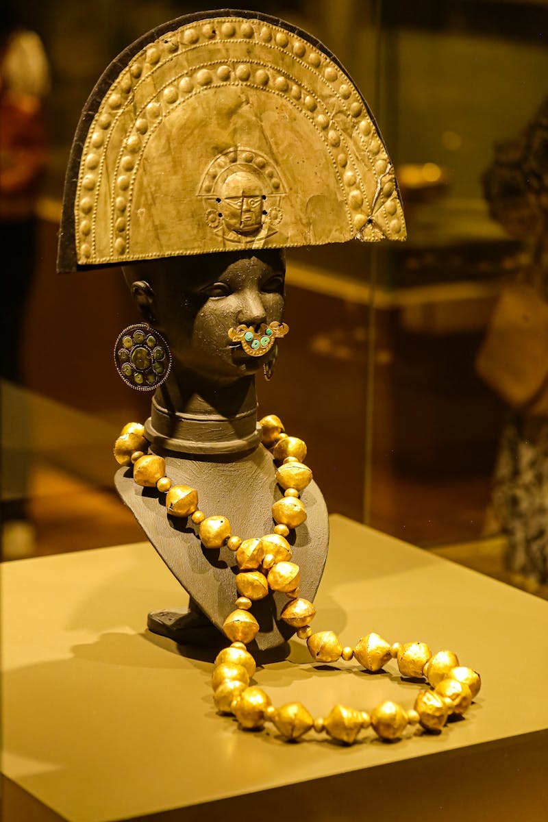 The Hidden Language of Ancient Jewelry: Symbolism, Meaning, and Cultural Significance