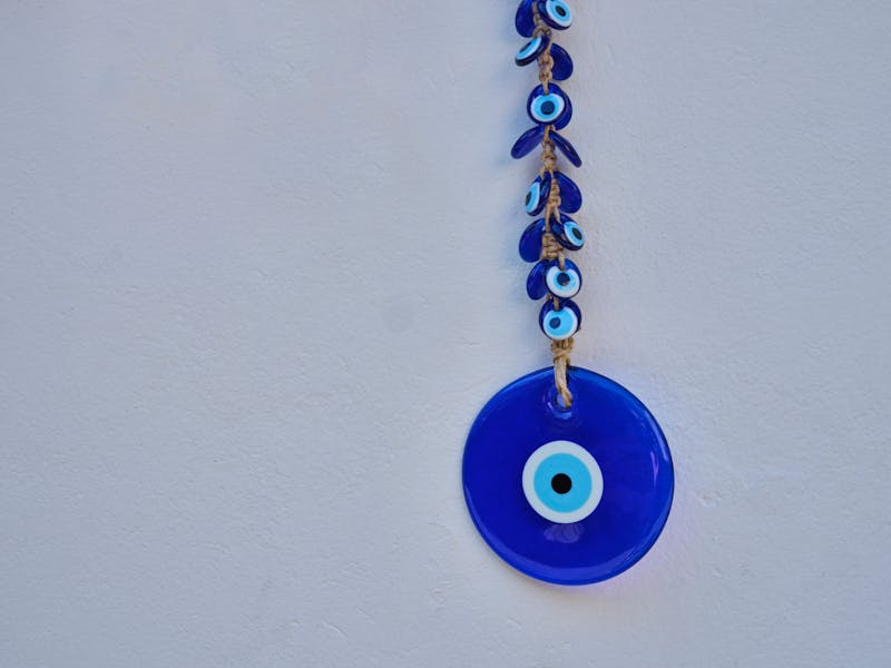 The evil eye bracelet: ancient protection that never went out of style