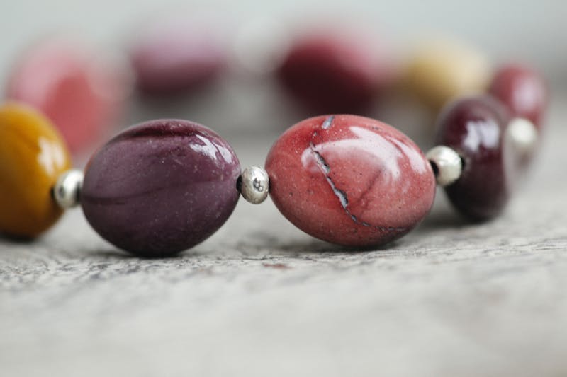 Jasper Bracelet: The Nurturing Stone That Comes in a Hundred Patterns