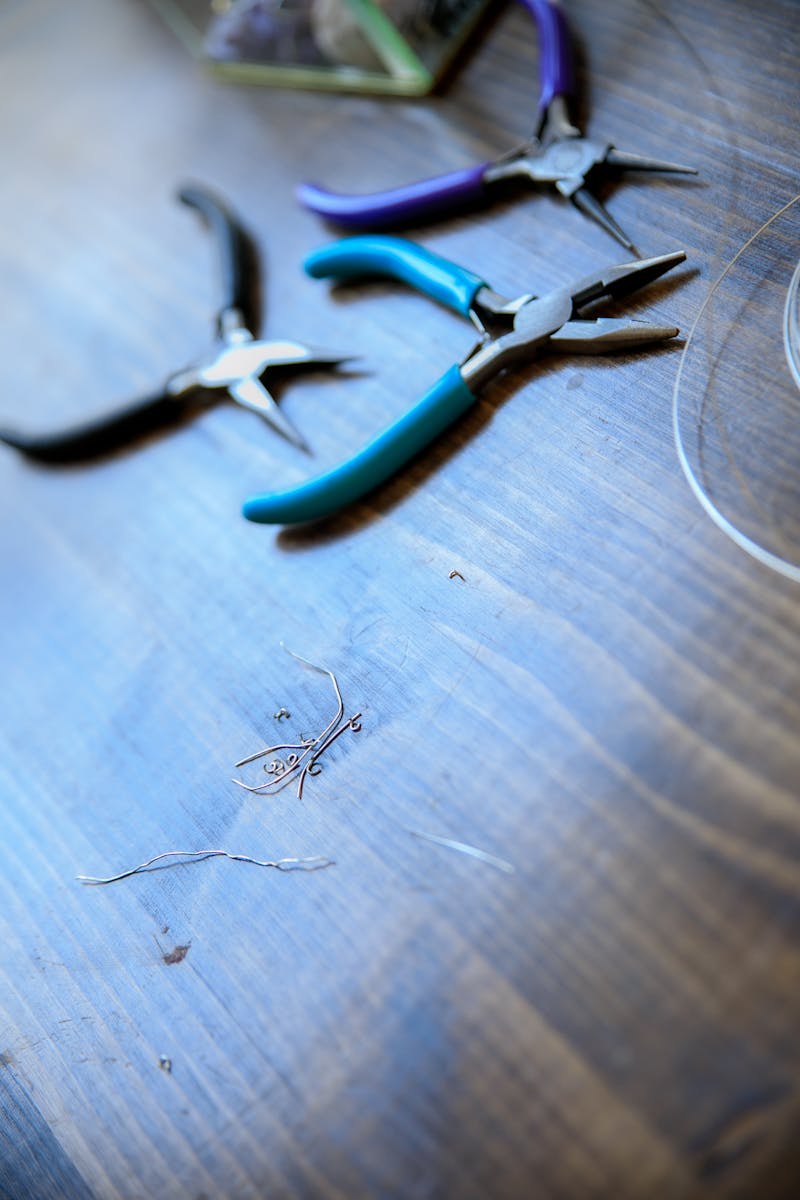 8 Signs Your Jewelry Needs Professional Repair, Not a DIY Fix