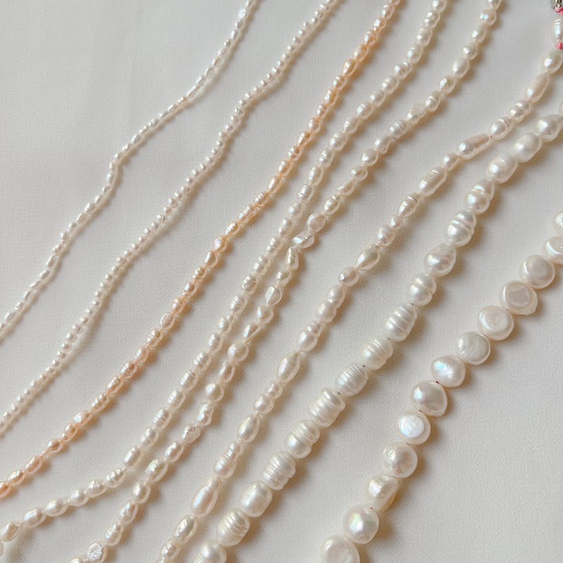 Pearl Jewelry Care: Why Your Pearls Are Turning Yellow and How to Stop It
