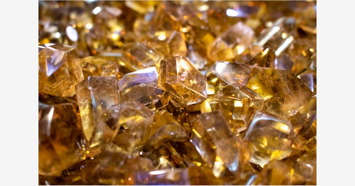 Citrine Crystal Meaning and Benefits