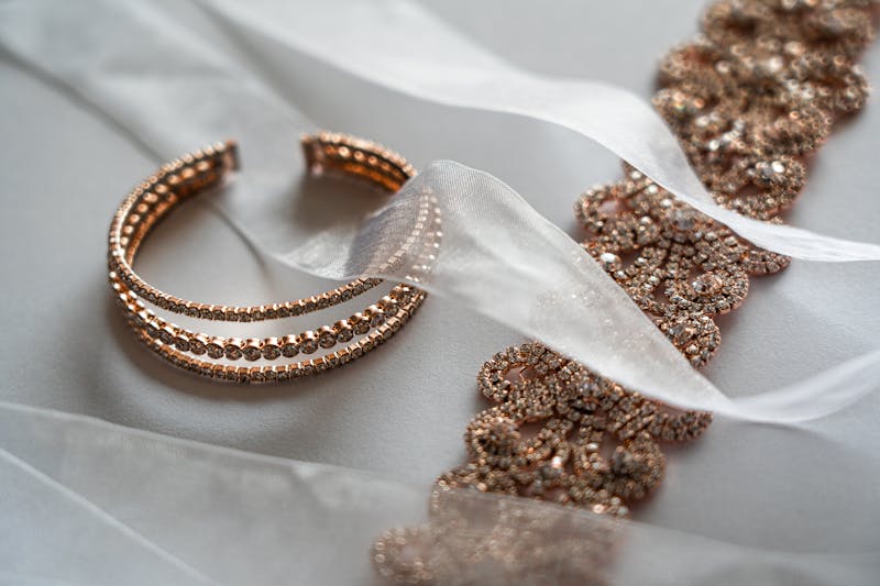 Crystal Gifts for Every Budget: A Practical Guide for Non-Experts