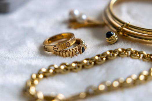 Gold Vermeil vs Gold Plated vs Solid Gold: Which Should You Actually Buy