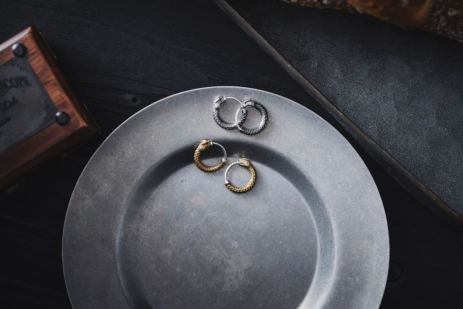 Gold vs Silver Jewelry: Complete Pros, Cons & Comparison Guide
