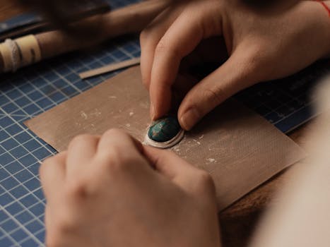 How to set a cabochon in a bezel setting