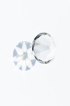 The Koh-i-Noor diamond: 105 carats of colonial controversy
