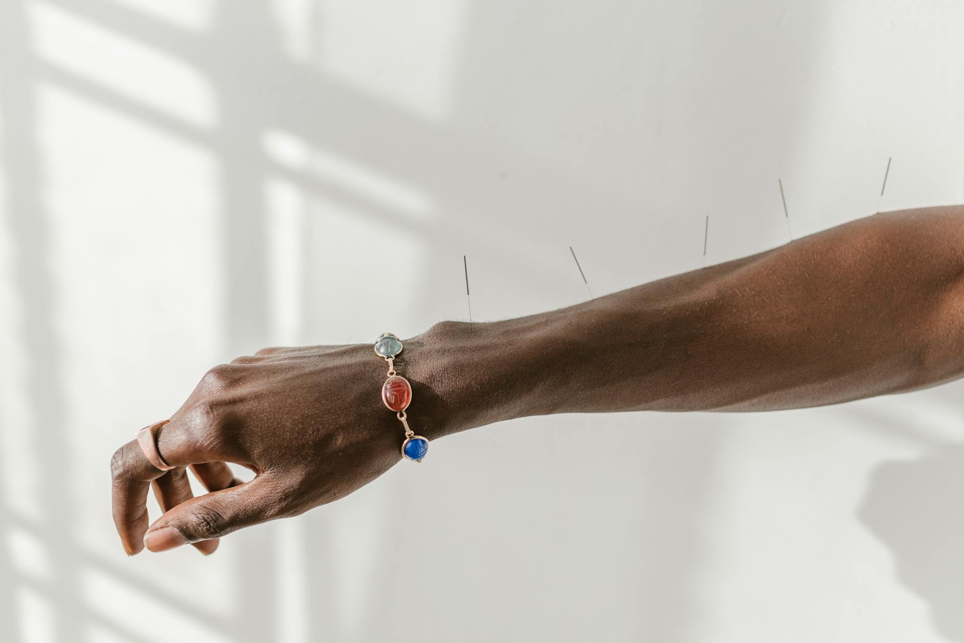 Magnetic bracelets: the wellness trend that has actual science behind it