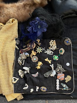 Vintage crystal jewelry: how to shop, spot, and style estate pieces