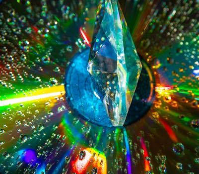 Why do crystals have different colors? The chemistry behind it